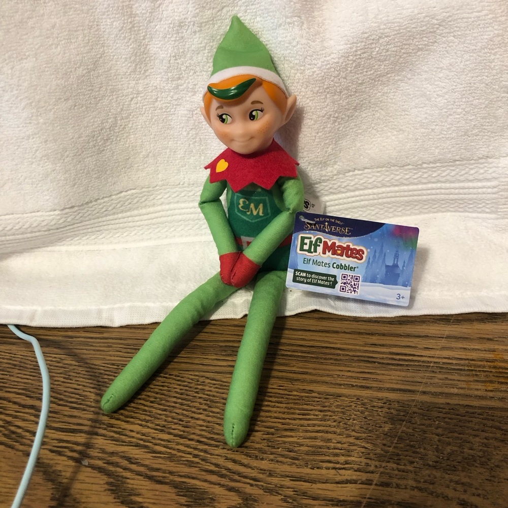 Elf on the Shelf Elf Mates Cobbler soft doll Christmas
